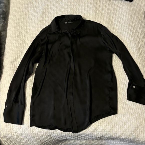 Zara Satin Effect Basic Shirt - Picture 2 of 4